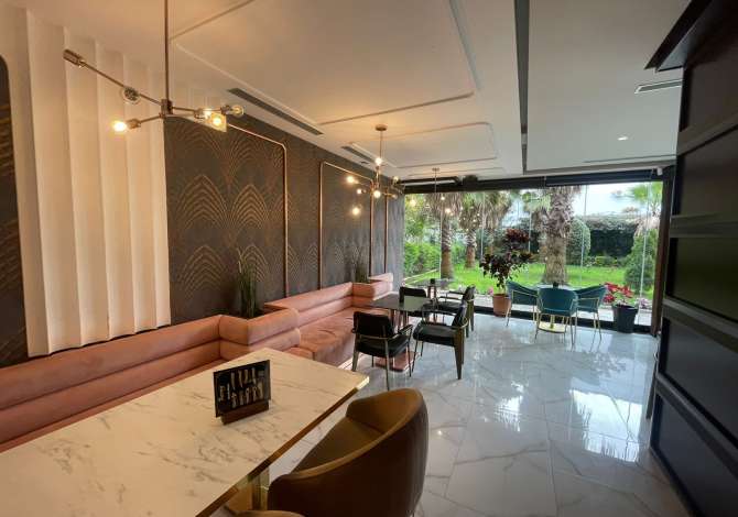 JEPET ME QERA LOKAL PERBALL PJETER BUDIT . TIRANE 