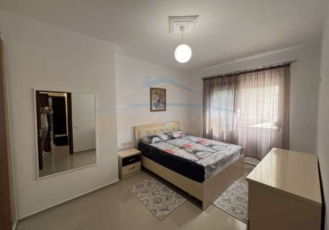 Shtepi me qera Apartament ne Tirane, 2+1, Mobilimi E mobiluar, Pagesa 450  Euro.