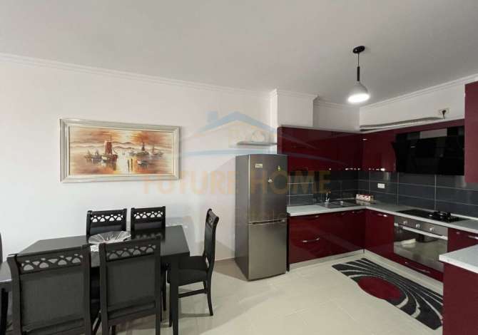 Shtepi me qera Apartament ne Tirane, 2+1, Mobilimi E mobiluar, Pagesa 450  Euro.