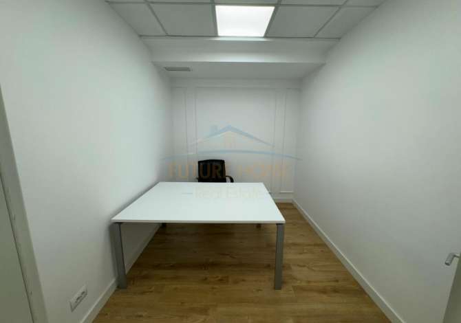 Qira, Ambient Zyrash, Bulevardi Bajram Curri