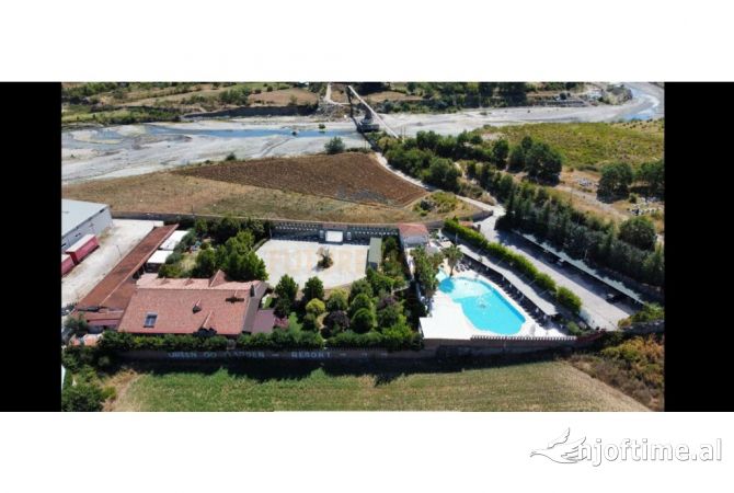 Business Property in Sale 1+1 in Tirana - 990,000 Euro