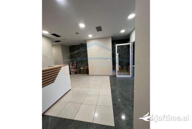 Shitet, Ambjent Biznesi, Qender, Tirane.