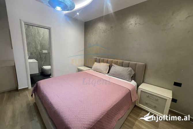 Shtepi me qera Apartament ne Tirane, 2+1, Mobilimi E mobiluar, Pagesa 1,700  Euro.