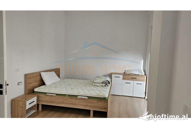 Shtepi me qera Vila Luksoze ne Tirane, 5+1, Mobilimi E mobiluar, Pagesa 2,500  Euro.