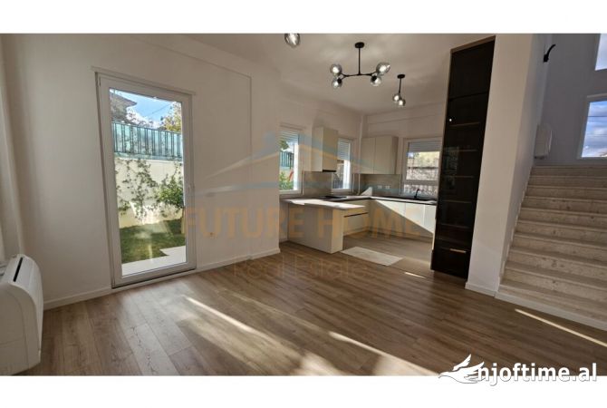 Shtepi me qera Vila Luksoze ne Tirane, 5+1, Mobilimi E mobiluar, Pagesa 2,500  Euro.