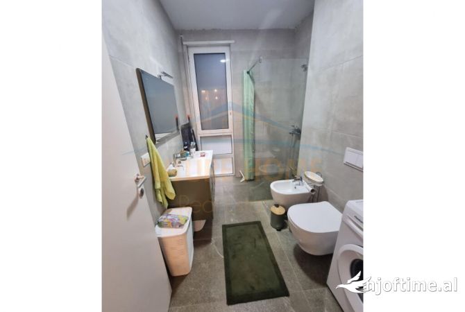 Appartamento in vendita a Durazzo 2+1, Arredato