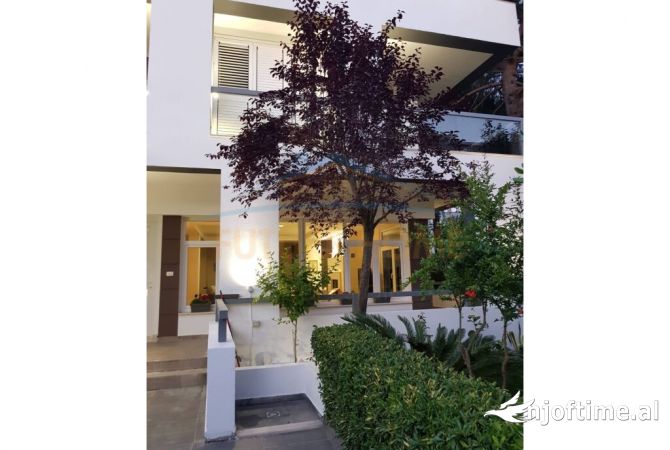 Villa di lusso in vendita a Durazzo 3+1, Arredato