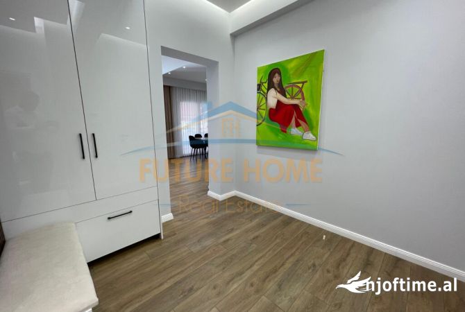 Shtepi me qera Apartament ne Tirane, 2+1, Mobilimi E mobiluar, Pagesa 800  Euro.