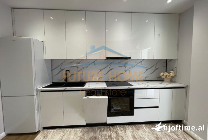 Shtepi me qera Apartament ne Tirane, 2+1, Mobilimi E mobiluar, Pagesa 800  Euro.