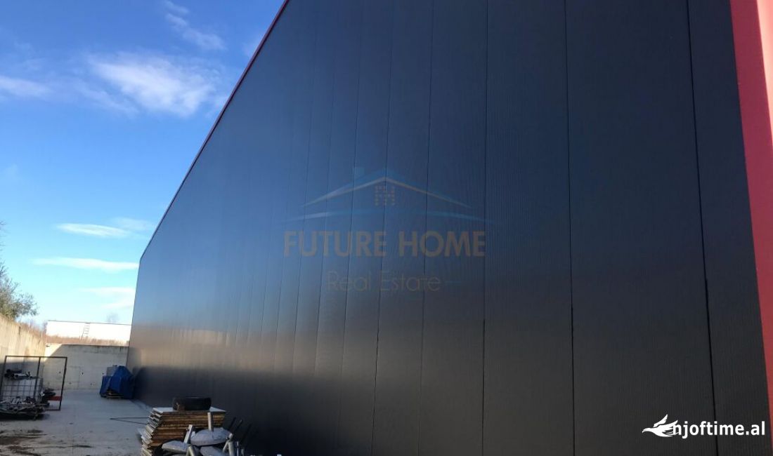 Shitet, Kapanon, ne Autostraden Tirane-Durres, prane Citypark.TIRANE 