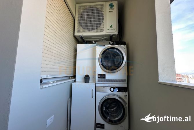 Appartamento in vendita a Tirana 2+1, Arredato