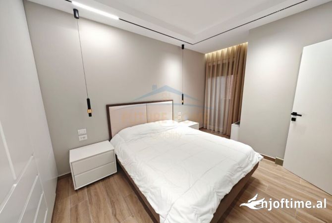 Appartamento in vendita a Tirana 3+1, Arredato