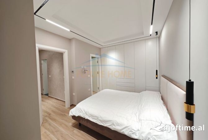 Appartamento in vendita a Tirana 3+1, Arredato