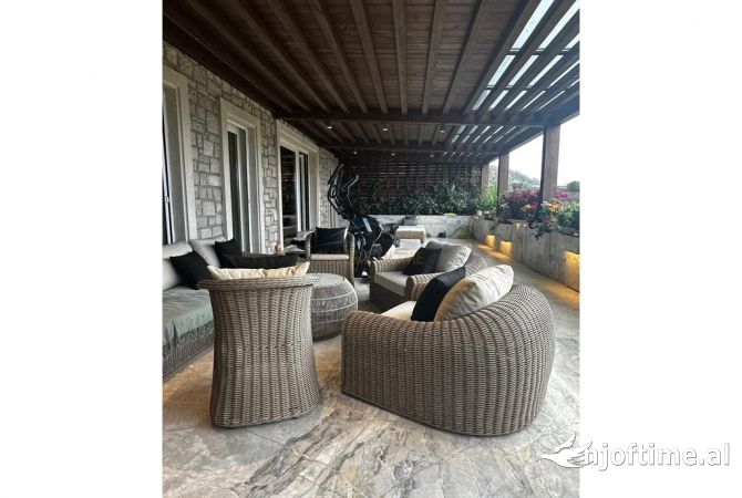 Appartamento in vendita a Tirana 3+1, Arredato