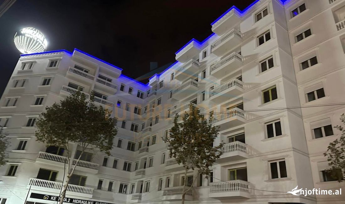 Appartamento in vendita a Tirana 2+1, Vuoto