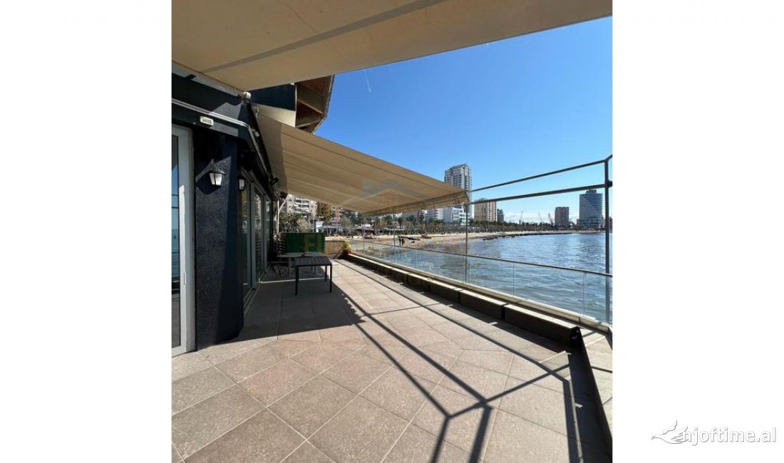 Super Mundesi Investimi: Shitet, Lounge-Bar, Vollga, Durres