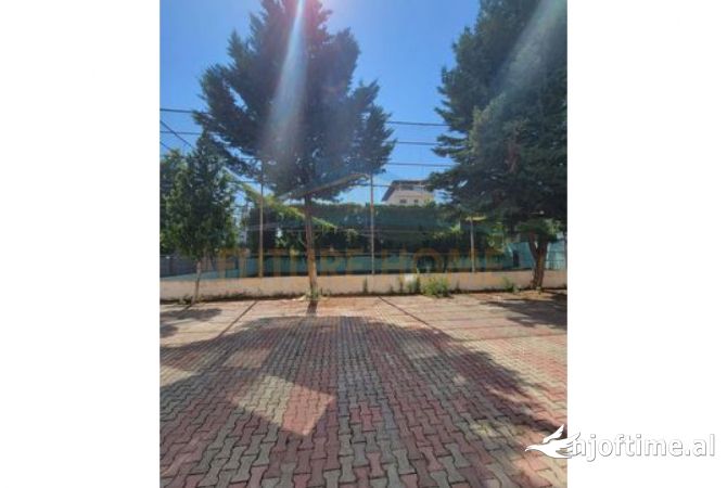 Qera, Ambjent Biznesi, Autostrada Tirane-Durres, Tirane