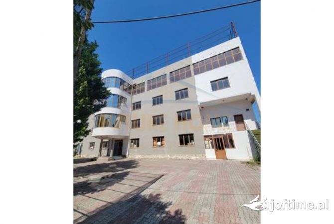 Qera, Ambjent Biznesi, Autostrada Tirane-Durres, Tirane