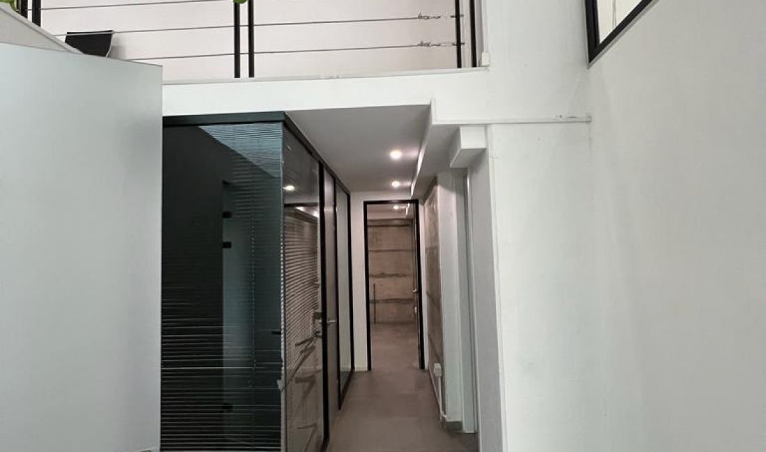 Qera, Ambient Biznesi+ Post Parkimi, Qender Tirane