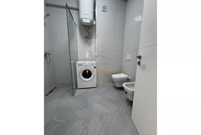 Shtepi me qera Apartament ne Tirane, 2+1, Mobilimi E mobiluar, Pagesa 55,000  Leke.