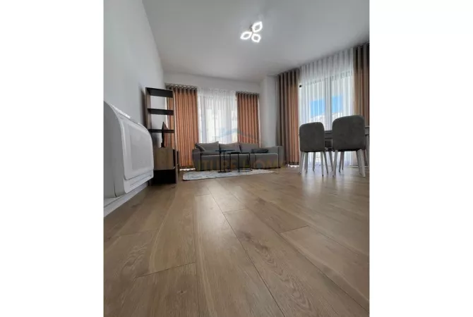 Shtepi me qera Apartament ne Tirane, 2+1, Mobilimi E mobiluar, Pagesa 55,000  Leke.