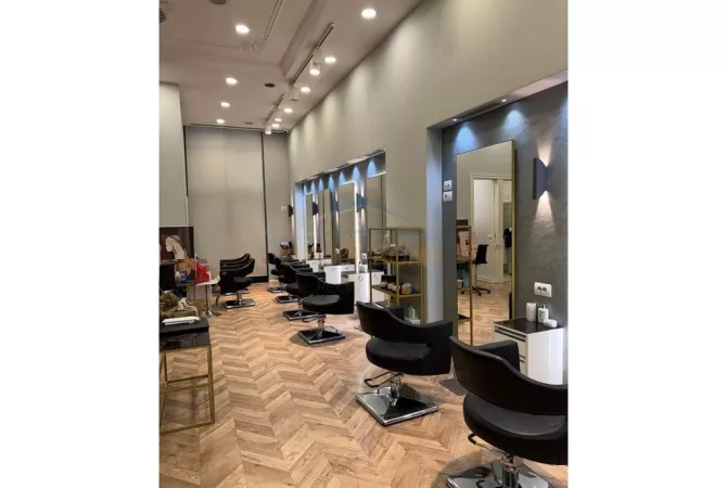 Qera, Ambient Biznesi, Rruga e Kosovareve, Tirane.