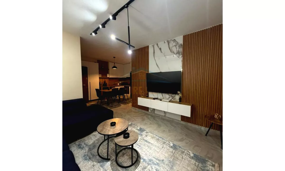 Shtepi ne shitje Apartament ne Tirane, 2+1, Mobilimi E mobiluar, Pagesa 115,000  Euro.