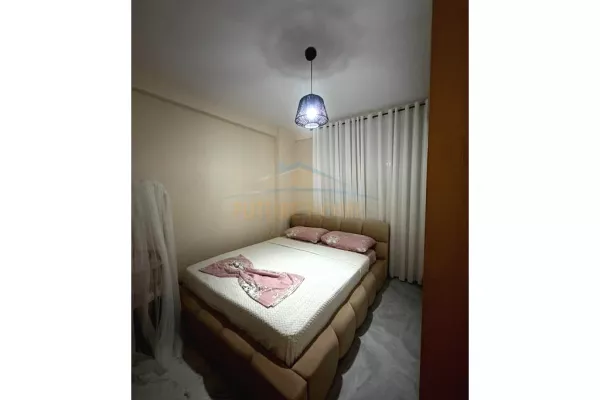 Shtepi ne shitje Apartament ne Tirane, 2+1, Mobilimi E mobiluar, Pagesa 115,000  Euro.