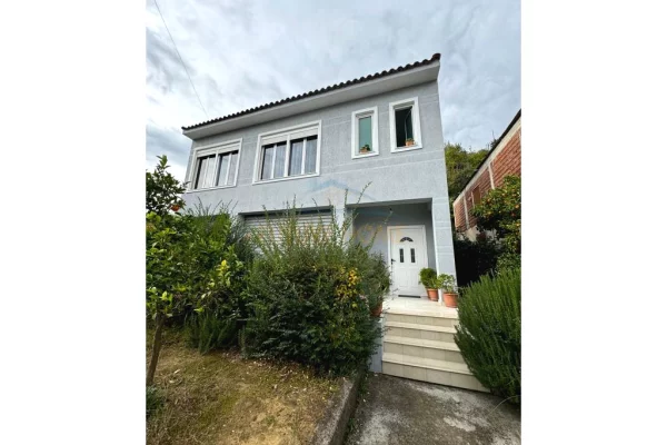 Casa in vendita 3+1 a Tirana - 220,000 Euro