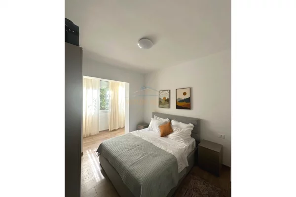 Shtepi me qera Apartament ne Tirane, 2+1, Mobilimi E mobiluar, Pagesa 850  Euro.