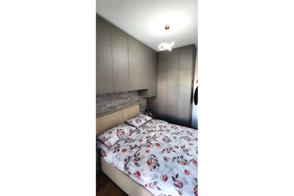 Shtepi ne shitje Apartament ne Tirane, 1+1, Mobilimi E mobiluar, Pagesa 85,200  Euro.