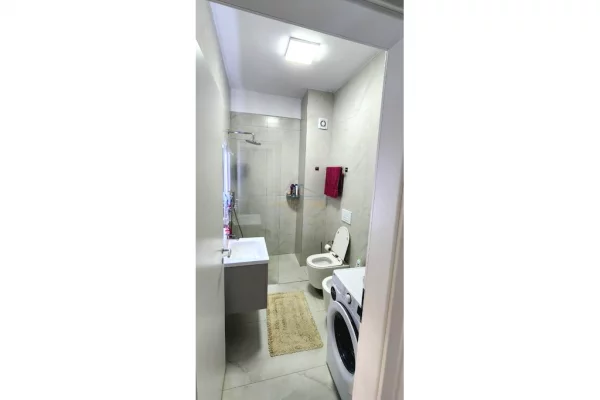 Shtepi ne shitje Apartament ne Tirane, 1+1, Mobilimi E mobiluar, Pagesa 85,200  Euro.