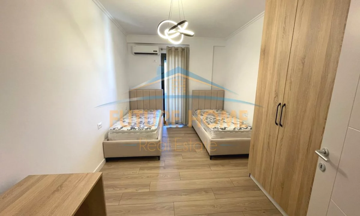 Shtepi me qera Apartament ne Tirane, 2+1, Mobilimi E mobiluar, Pagesa 800  Euro.