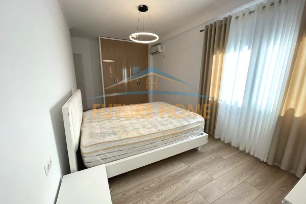 Shtepi me qera Apartament ne Tirane, 2+1, Mobilimi E mobiluar, Pagesa 800  Euro.