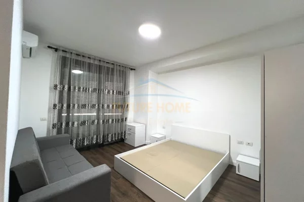 Shtepi me qera Apartament ne Tirane, 3+1, Mobilimi E mobiluar, Pagesa 1,100  Euro.