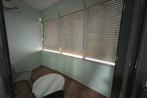 Shtepi me qera Apartament ne Tirane, 3+1, Mobilimi E mobiluar, Pagesa 1,100  Euro.