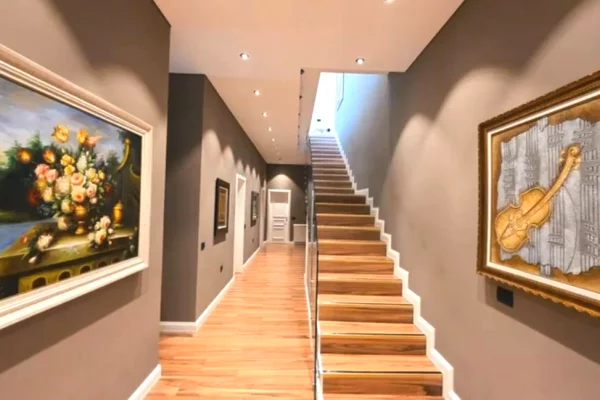 Villa di lusso in vendita a Tirana 5+1, Arredato