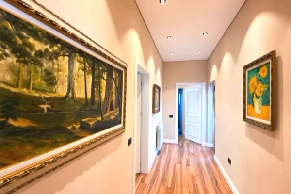 Shtepi me qera Vila Luksoze ne Tirane, 5+1, Mobilimi E mobiluar, Pagesa 3,500  Euro.