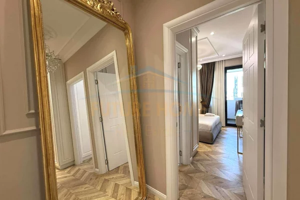 Appartamento in vendita a Tirana 2+1, Arredato