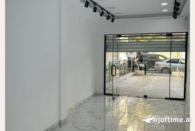 Ambient biznesi ne shitje 1+1 ne Lushnje - 65,000 Euro