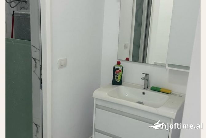 Ambjent biznesi ne shitje ne Lushnje