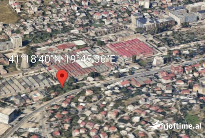 Toke Truall ne Shitje – Kombinat, Tirane