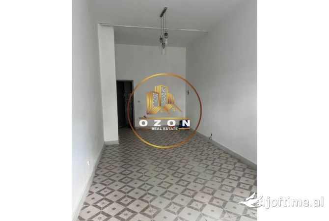 Business Property in Sale 1+1 in Tirana - 38,000 Euro