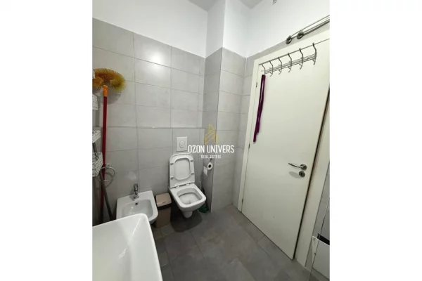 Shtepi me qera Apartament ne Tirane, 1+1, Mobilimi E mobiluar, Pagesa 450  Euro.