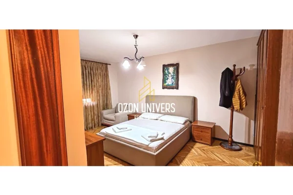 Shtepi me qera Apartament ne Tirane, 2+1, Mobilimi E mobiluar, Pagesa 70,000  Leke.