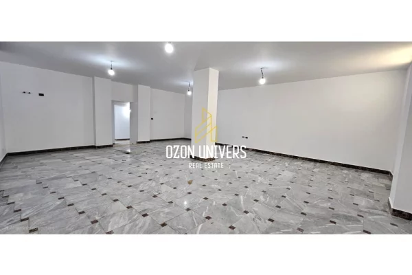 Ambient biznesi për qira në Bllok!