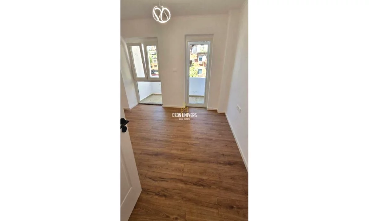 Appartamento in vendita a Tirana 2+1, Vuoto