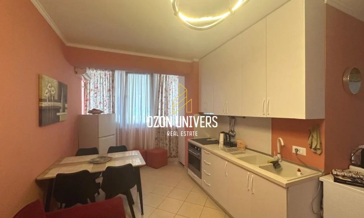 Appartamento in vendita a Durazzo 2+1, Arredato