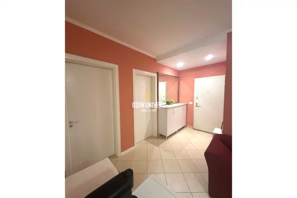 Appartamento in vendita a Durazzo 2+1, Arredato