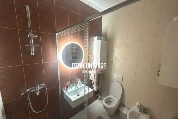 Appartamento in vendita a Tirana 2+1, Arredato